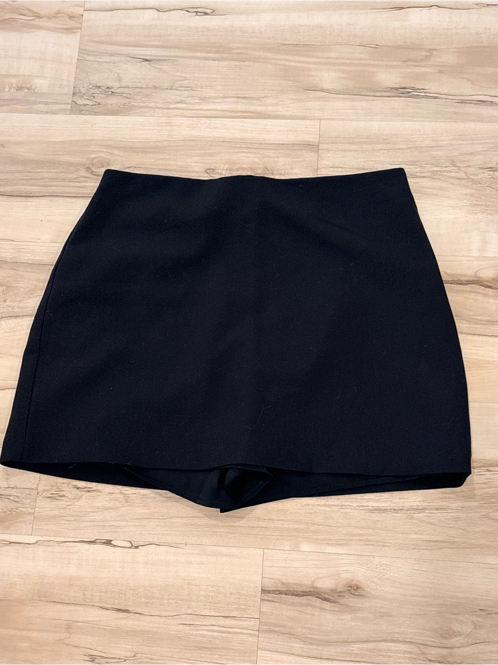 Abercrombie & Fitch The A&F Scarlett Mini Skort Black Ultra High Rise M - Picture 2 of 5